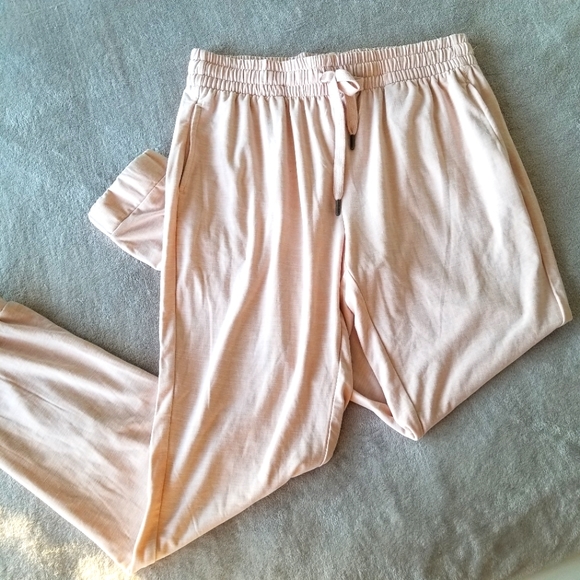 KYODAN Day-to-Day Low-Key Joggers in Heathered Pink - Picture 9 of 16
